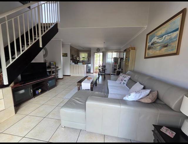 3 BEDROOM TOWNHOUSE FOR SALE IN SUNNINGHILL
